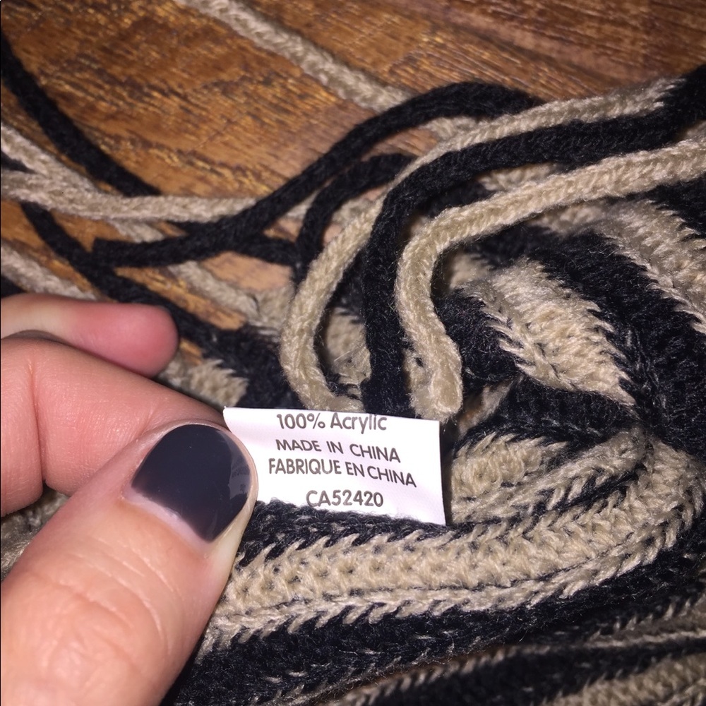 Soft Infinity Scarf - Picture 6 of 8